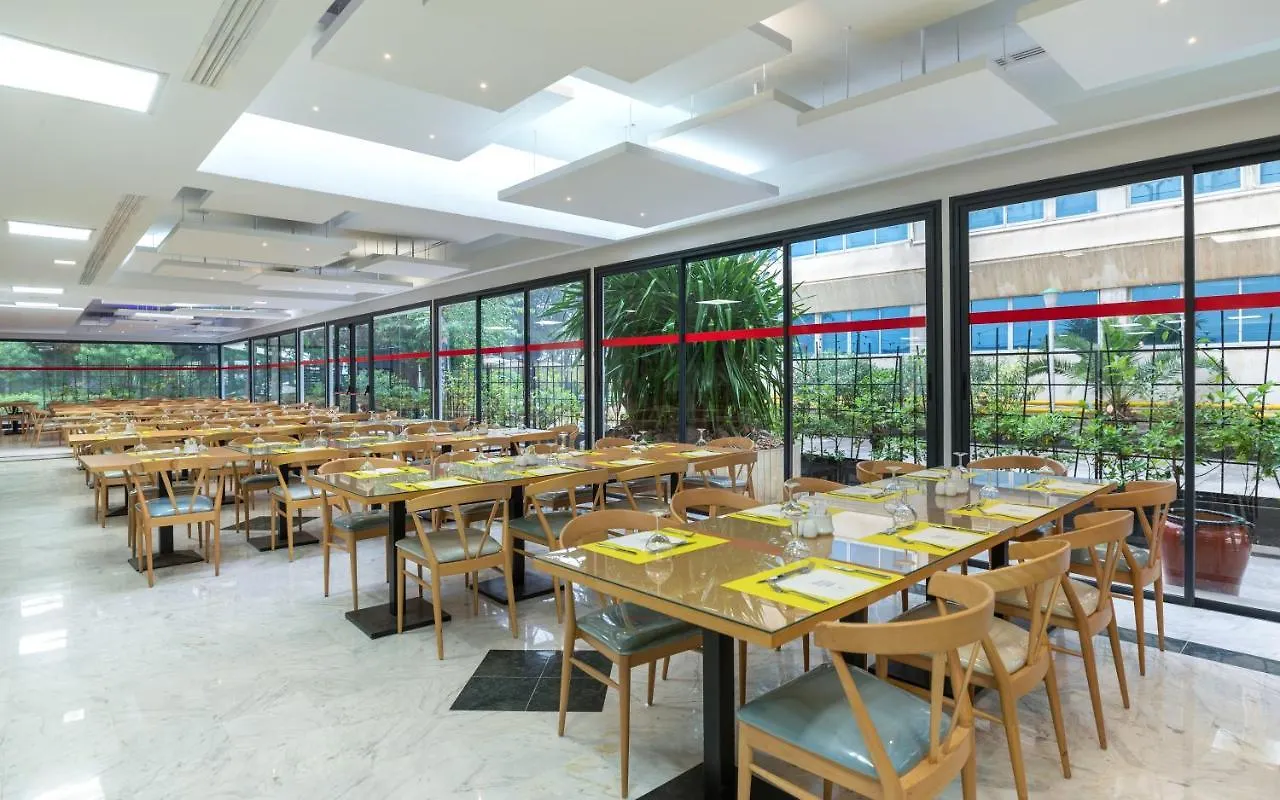 Hotel Golden Tulip El Mechtel Tunisi