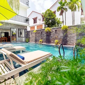 Tomorrow Oasis Boutique 3* Hội An