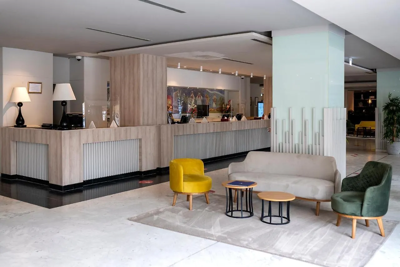 Hotel Golden Tulip El Mechtel Tunis