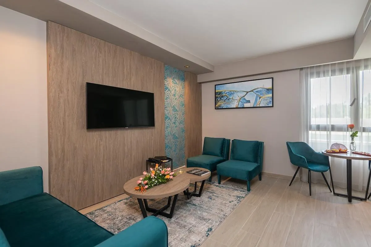 Golden Tulip El Mechtel Hotel Tunis 4*,